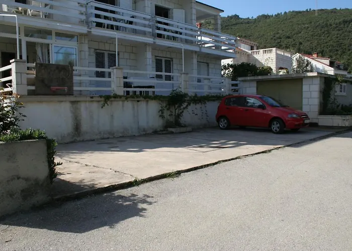 With Parking Space Zrnovska Banja, Korcula - 4426 *